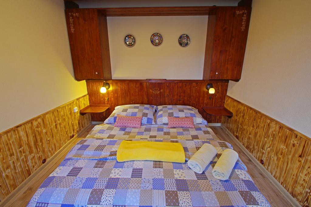 Yellow Paradise House Hrabušice Exteriör bild