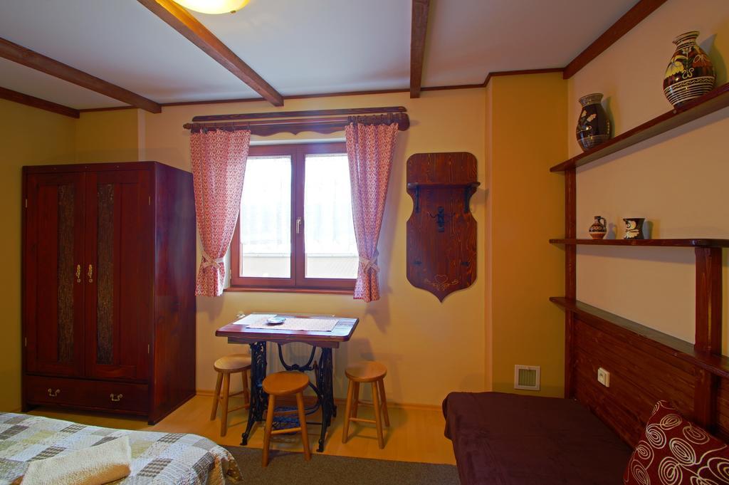 Yellow Paradise House Hrabušice Exteriör bild